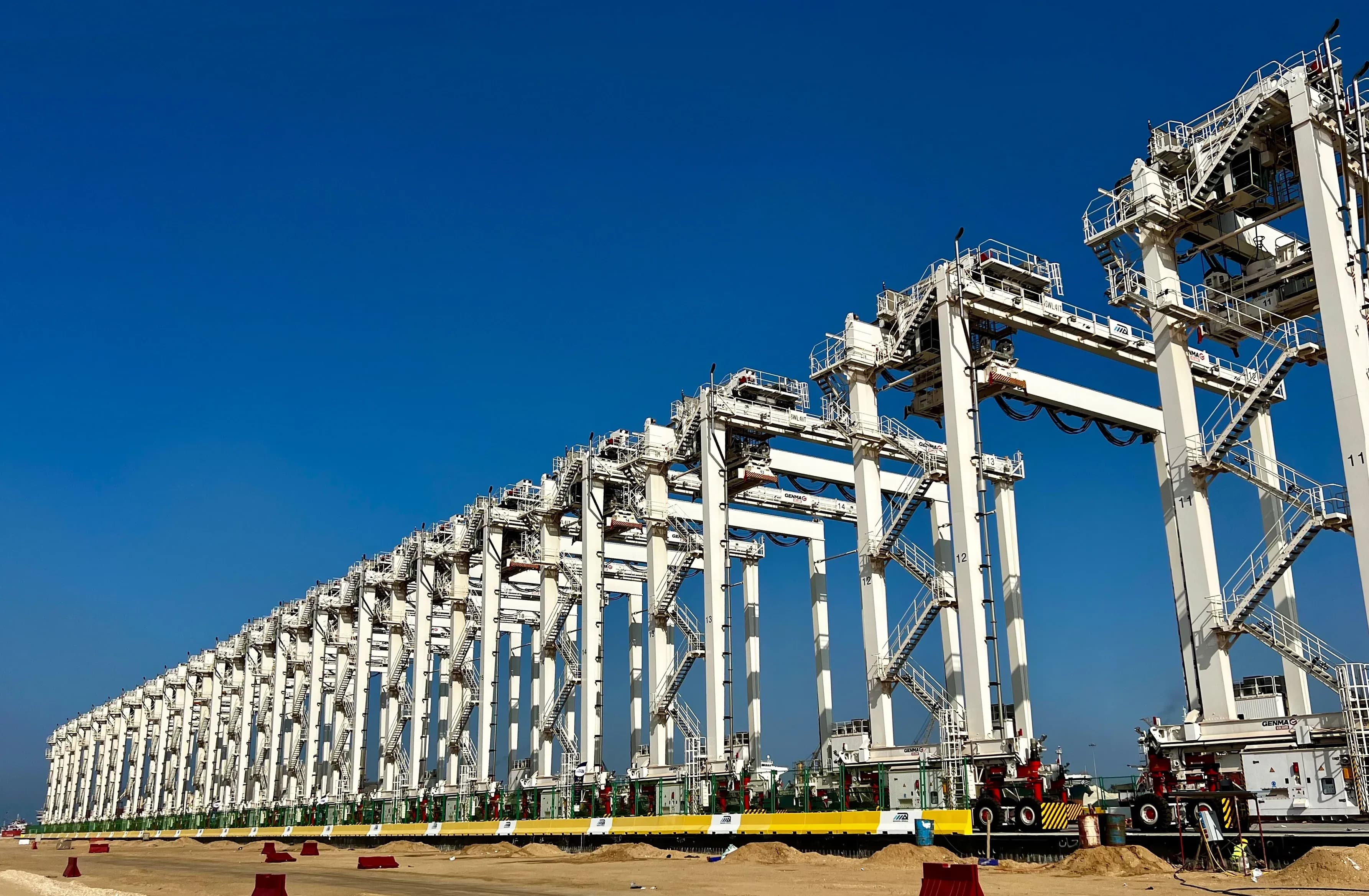 Cẩu bánh lốp RTG (Rubber Tyred Gantry Crane)