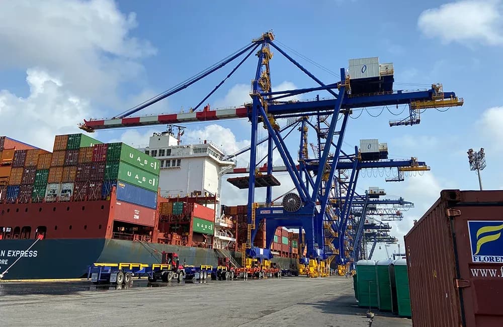 Cẩu bờ STS (Ship to Shore Crane)